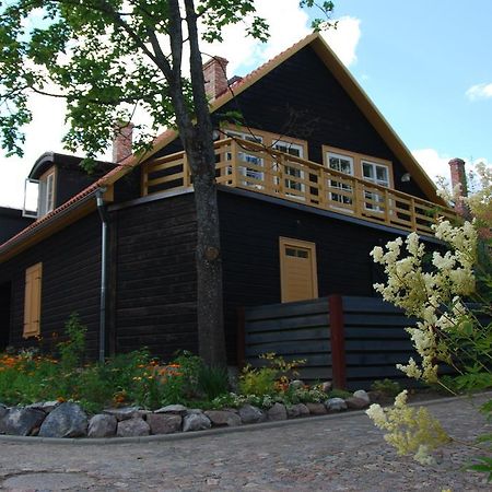 Saha Kluba Apartamenti Kuldīga 객실 사진
