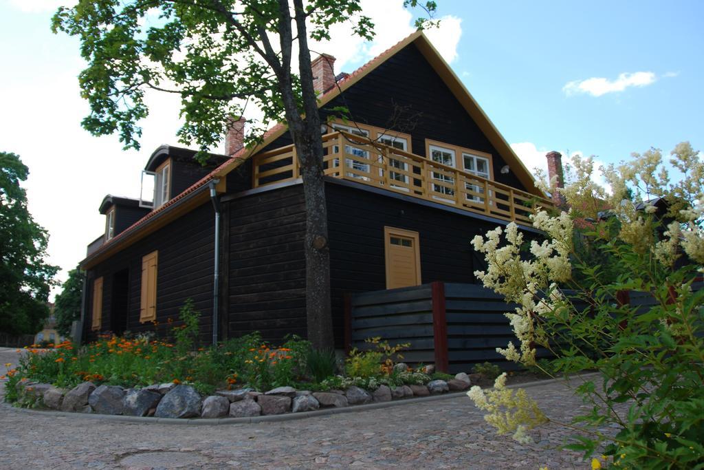 Saha Kluba Apartamenti Kuldīga 객실 사진